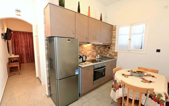 Studio 4 - Fully equiped kitchen
