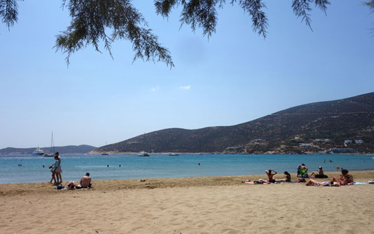 Platis Gialos beach in Sifnos